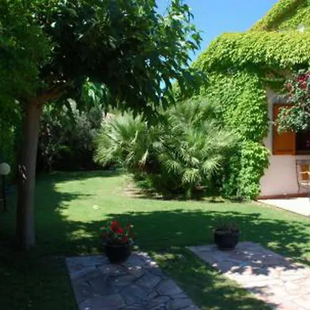 Apartman Villetta Maria - *